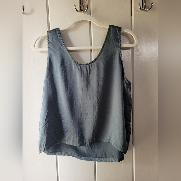 Revelle starry night marine silk shell. XL (fits like L). - Picture 3 of 3